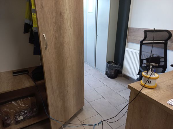 Lokalizacja wycieku wody na rurocigu z PE przy pomocy korelatora